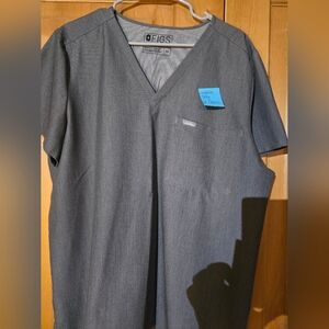 Figs XXL Graphite Grey Caterina scrub top